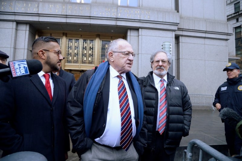 Prominent Lawyers Starr, Dershowitz Join Trump Impeachment Team
