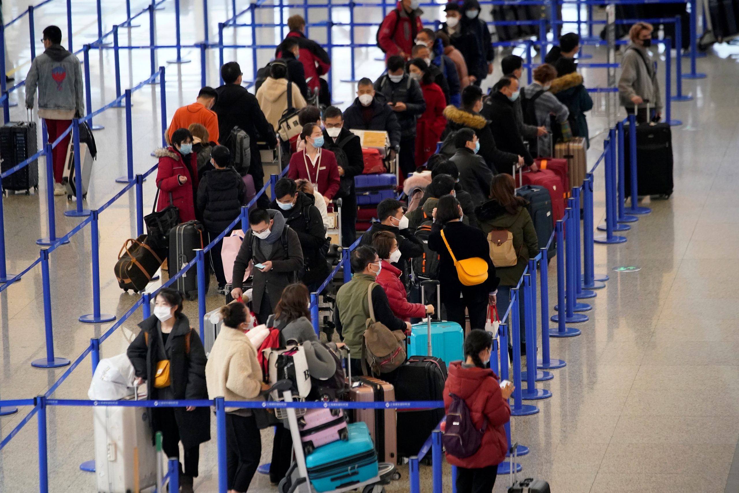 China Virus Death Toll Passes 100 as U.S., Canada Issue Travel Warning