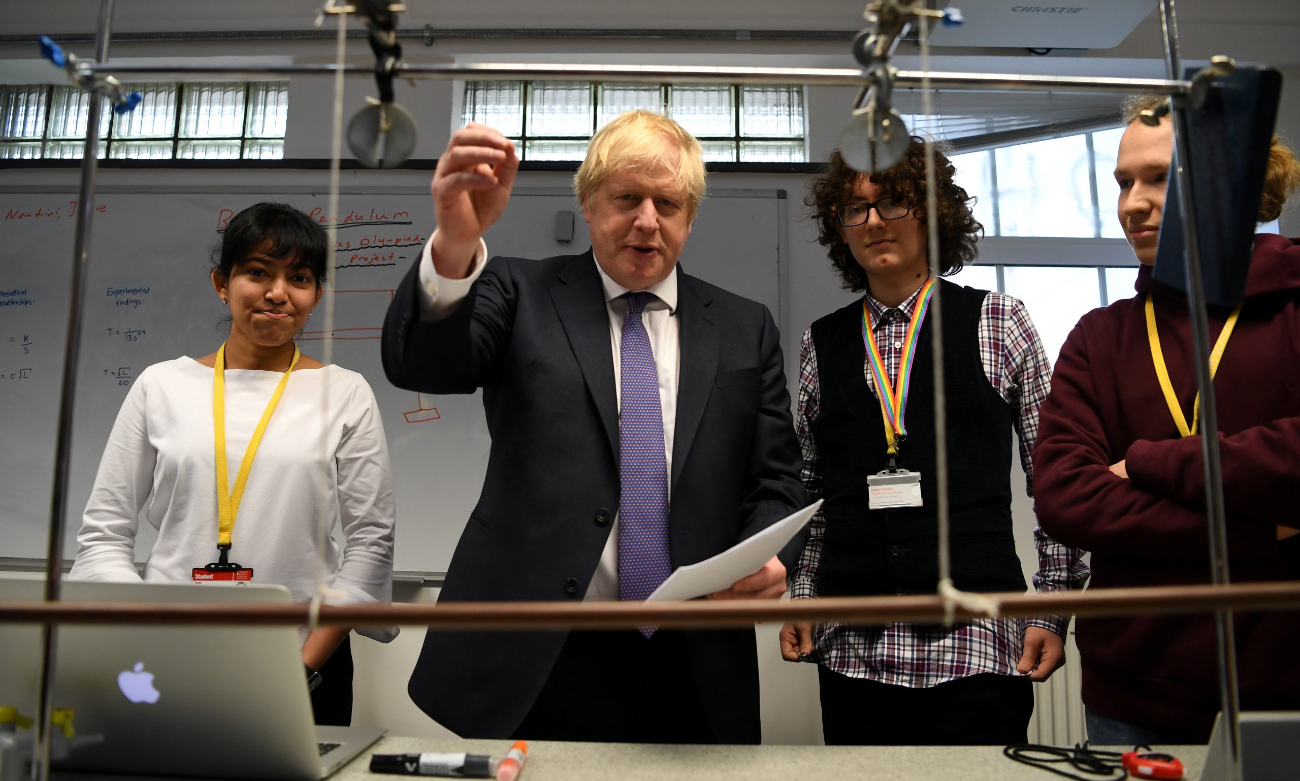 Defying Trump, Britain’s Johnson Gives Huawei Restricted 5G Remit