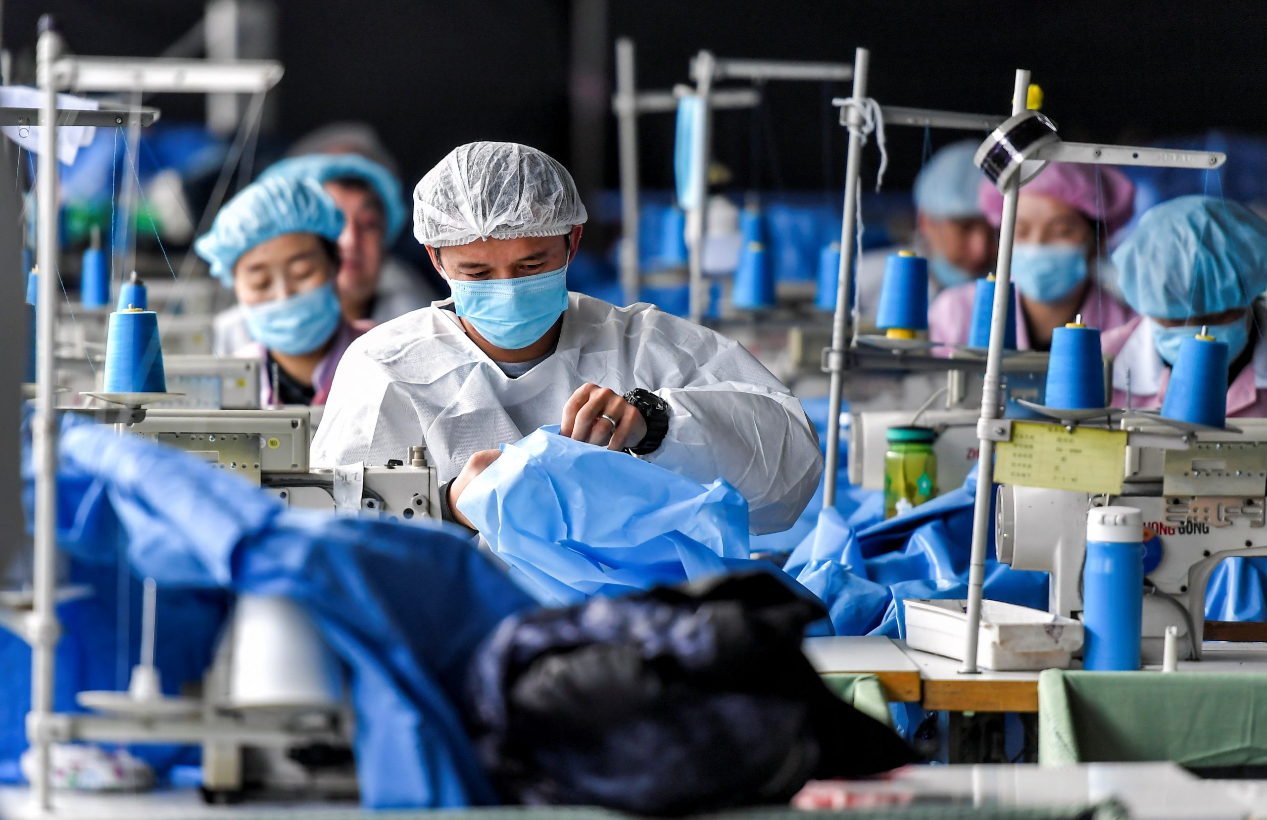 China Vows to Beat ‘Devil’ Virus as Countries Rush to Evacuate Citizens