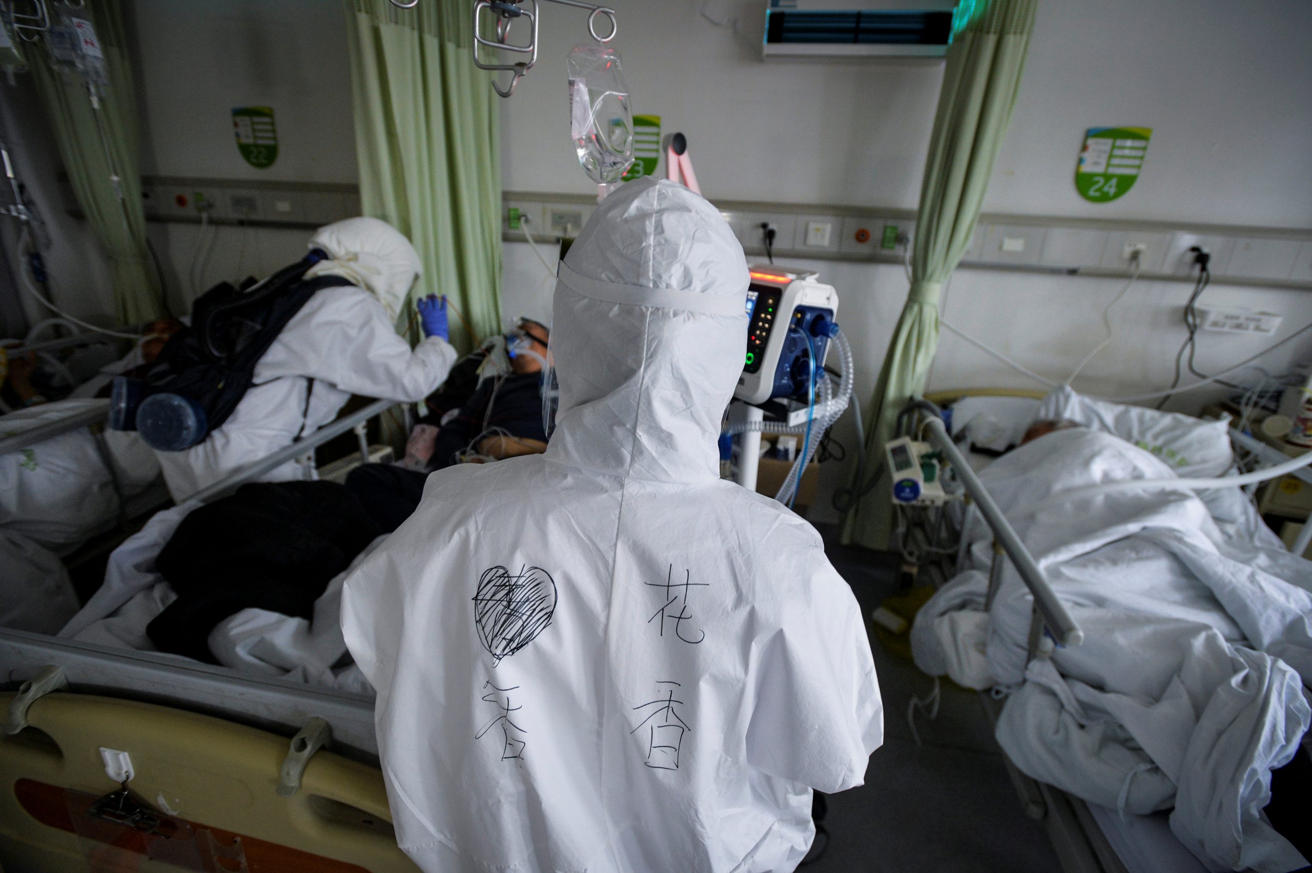 Death of Doctor Who Sounded Coronavirus Alarm Sparks Anger at Government