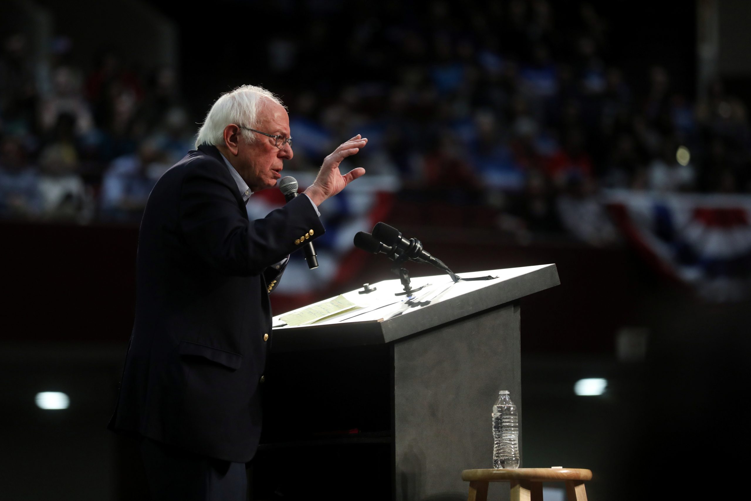 Sanders Looks to Take Charge on Super Tuesday, Biden Hopes to Catch up