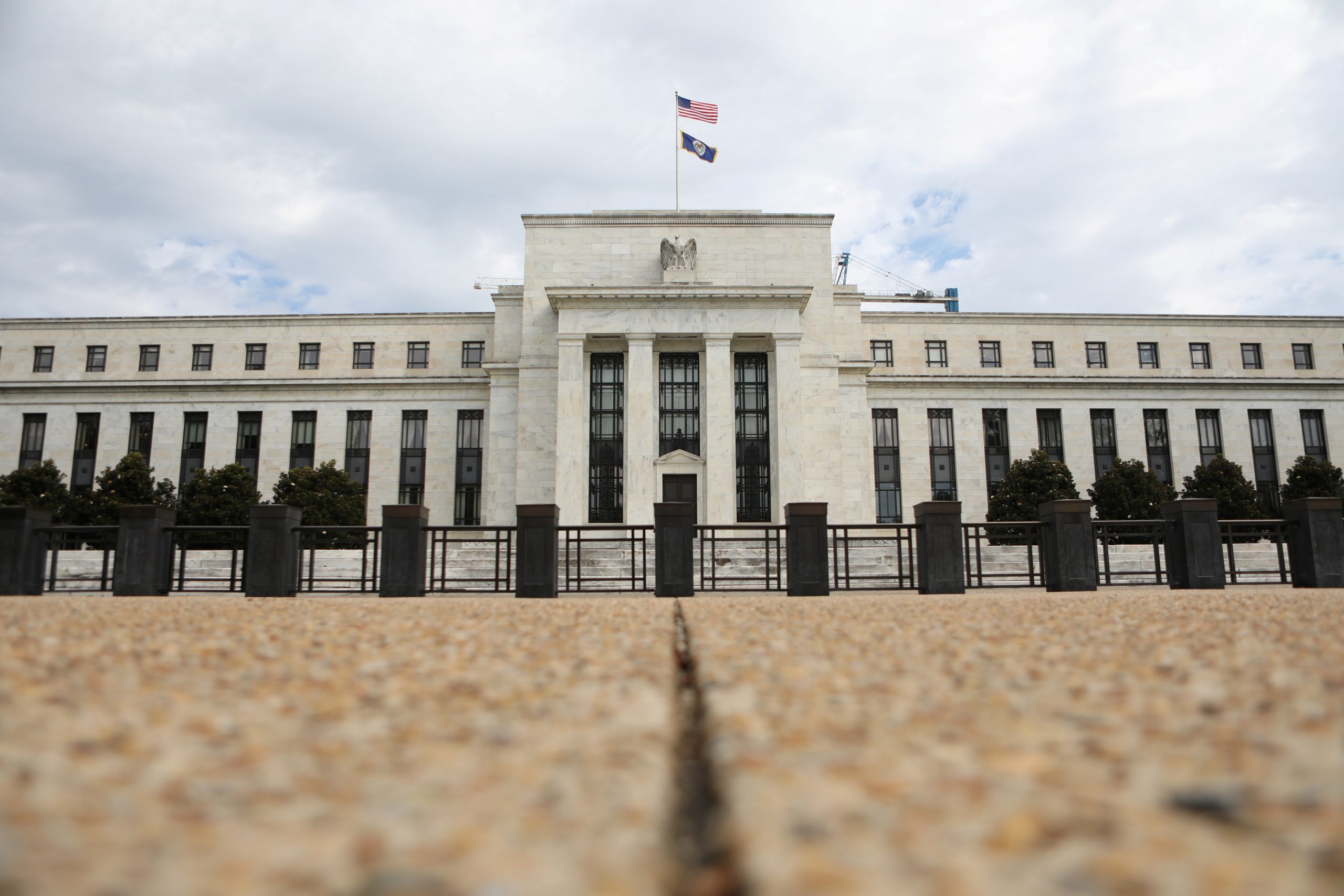Fed Cuts Interest Rates to Near Zero, Coordinates With Other Central Banks to Combat Coronavirus
