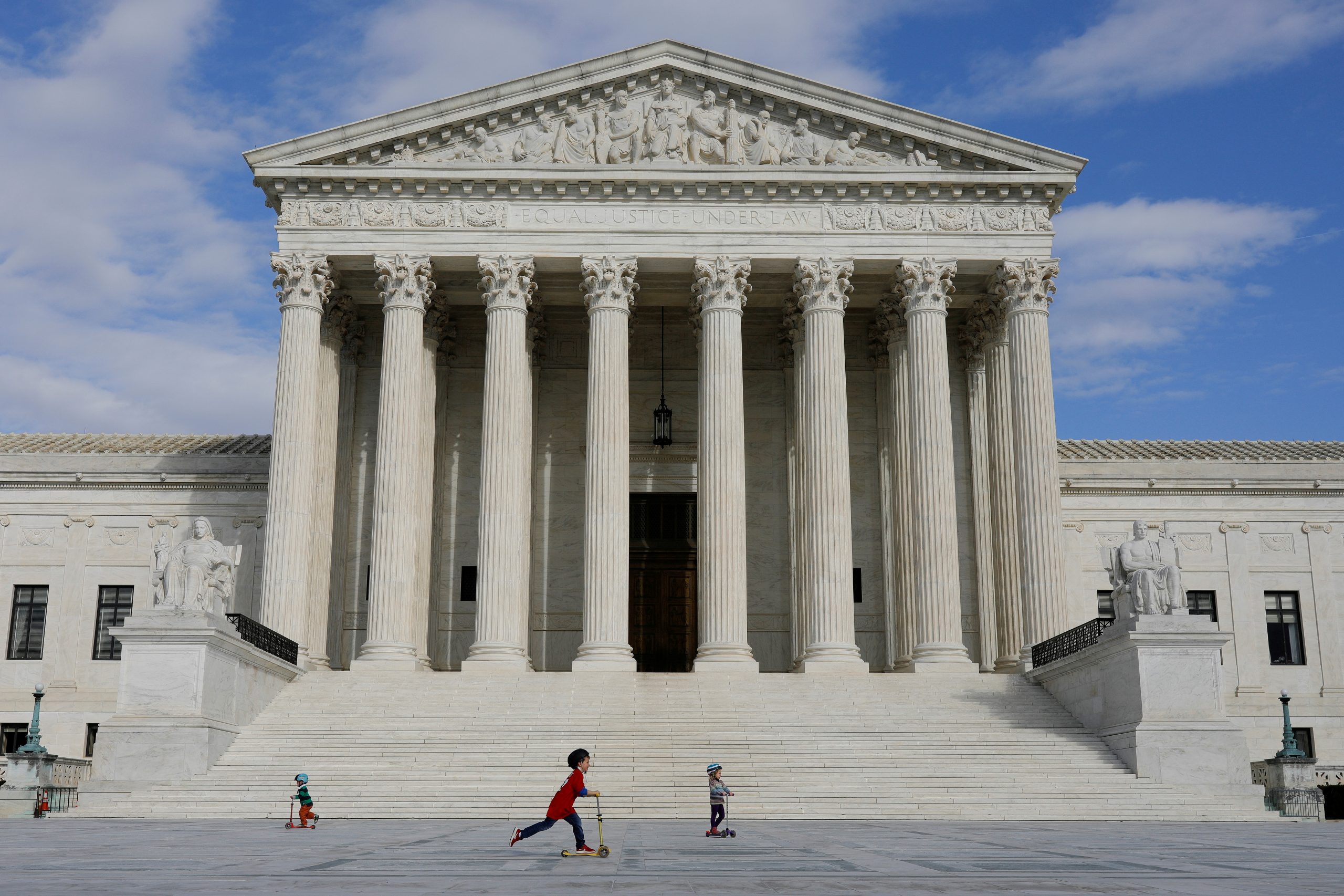US Supreme Court to Hear Presidential Electoral College Dispute