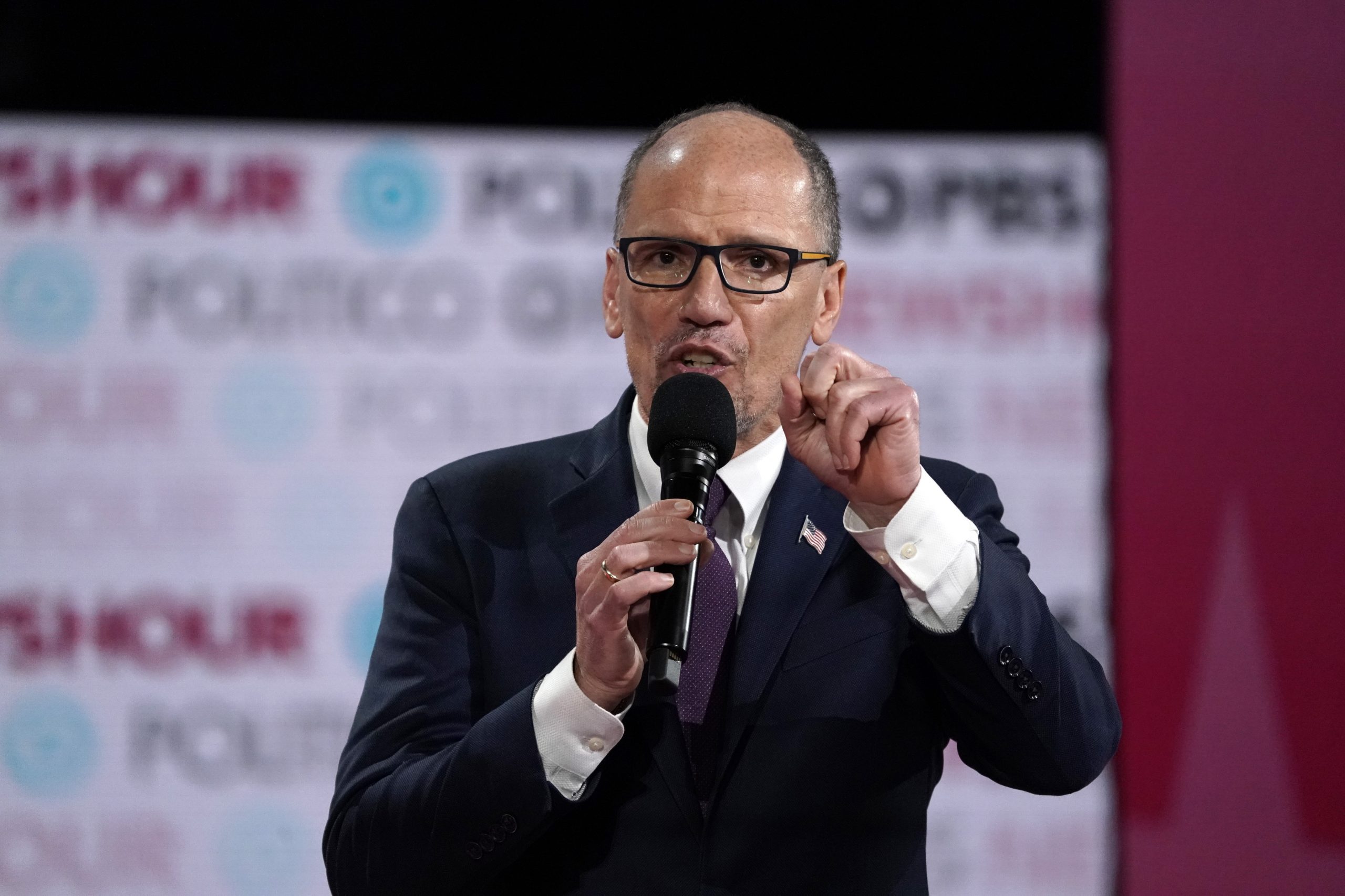 Democrats Challenge Rule That Could Toss ‘Thousands’ of Arizona Votes