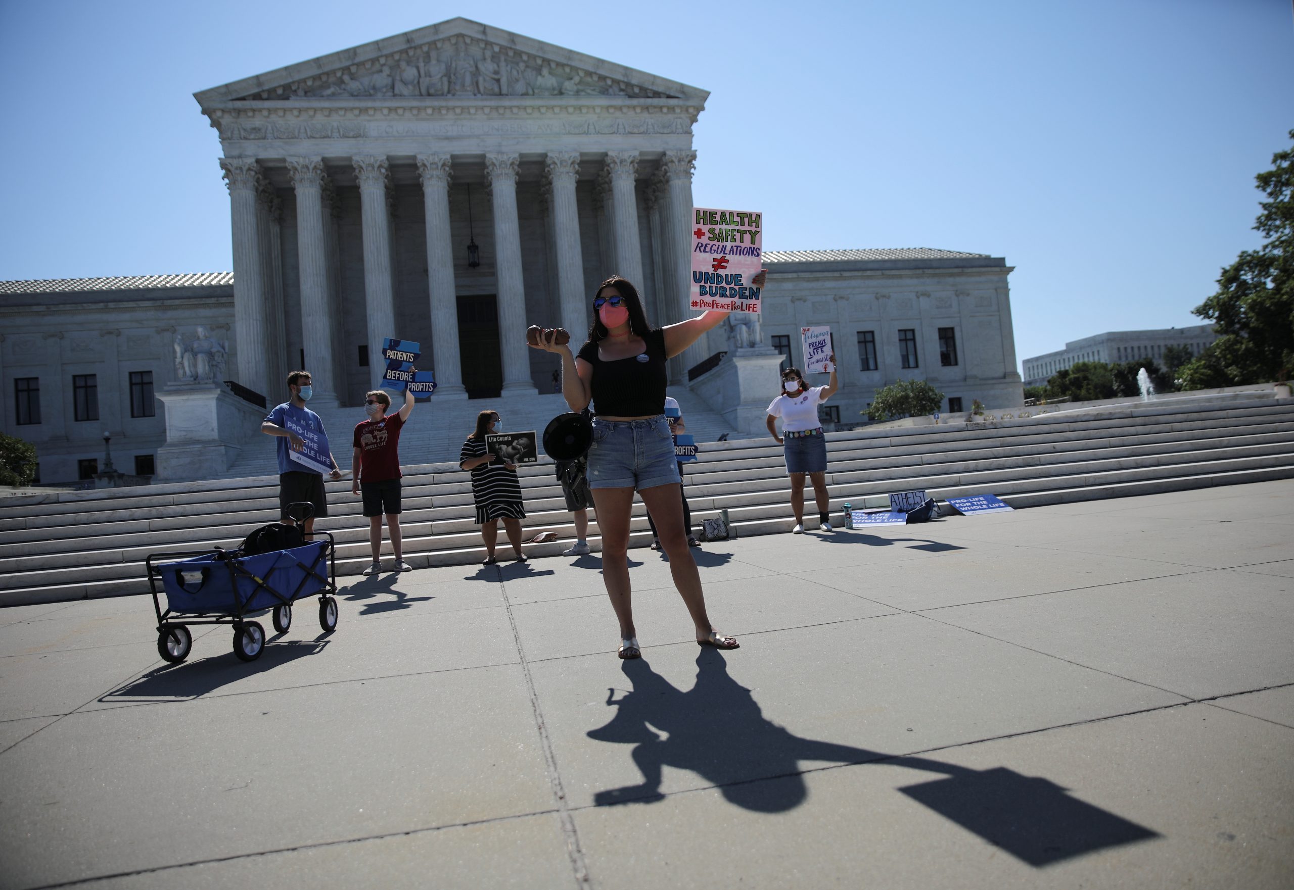 In Major Ruling, US Supreme Court Strikes Down Strict Louisiana Abortion Law