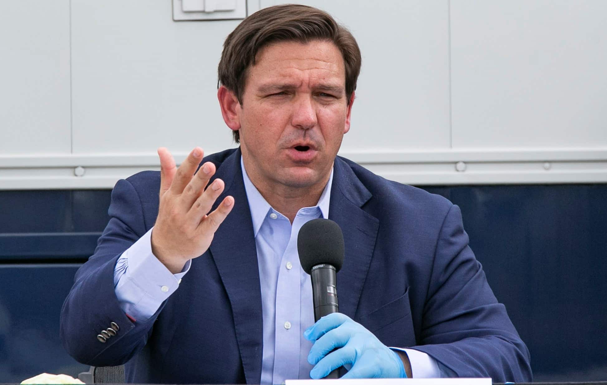 Teachers Union Sues to Halt Florida Classroom Restart During Pandemic