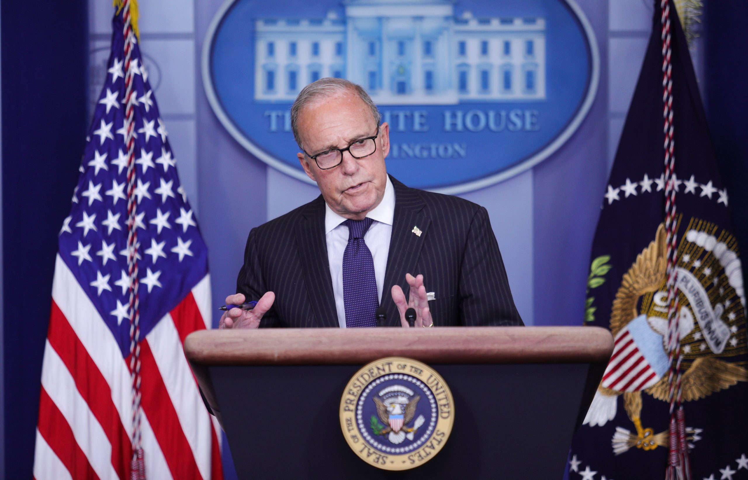 US Economy Does Not Need a Lot More Stimulus: White House Adviser