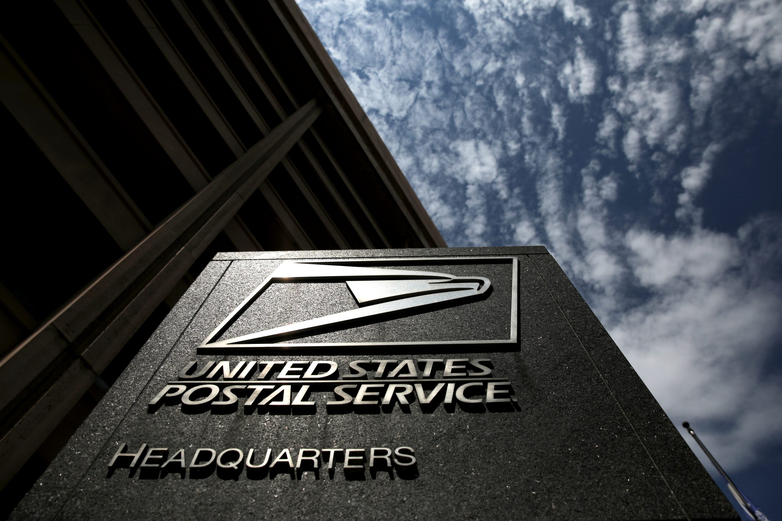 Factbox: A State-By-State Look at Some of the U.S. Postal Service’s Cuts