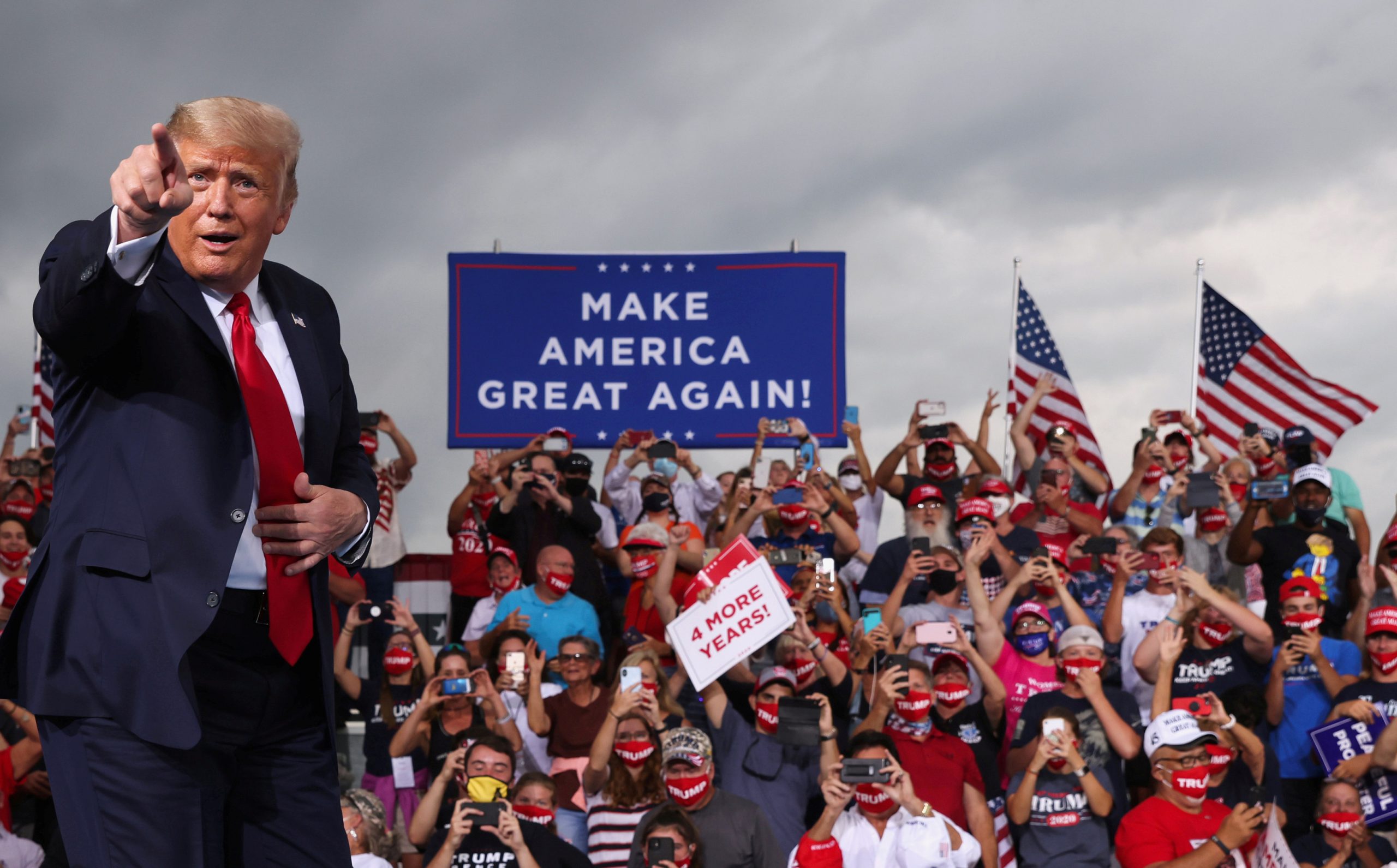 At Campaign Rally, Trump Steps up Attacks on Biden Over China