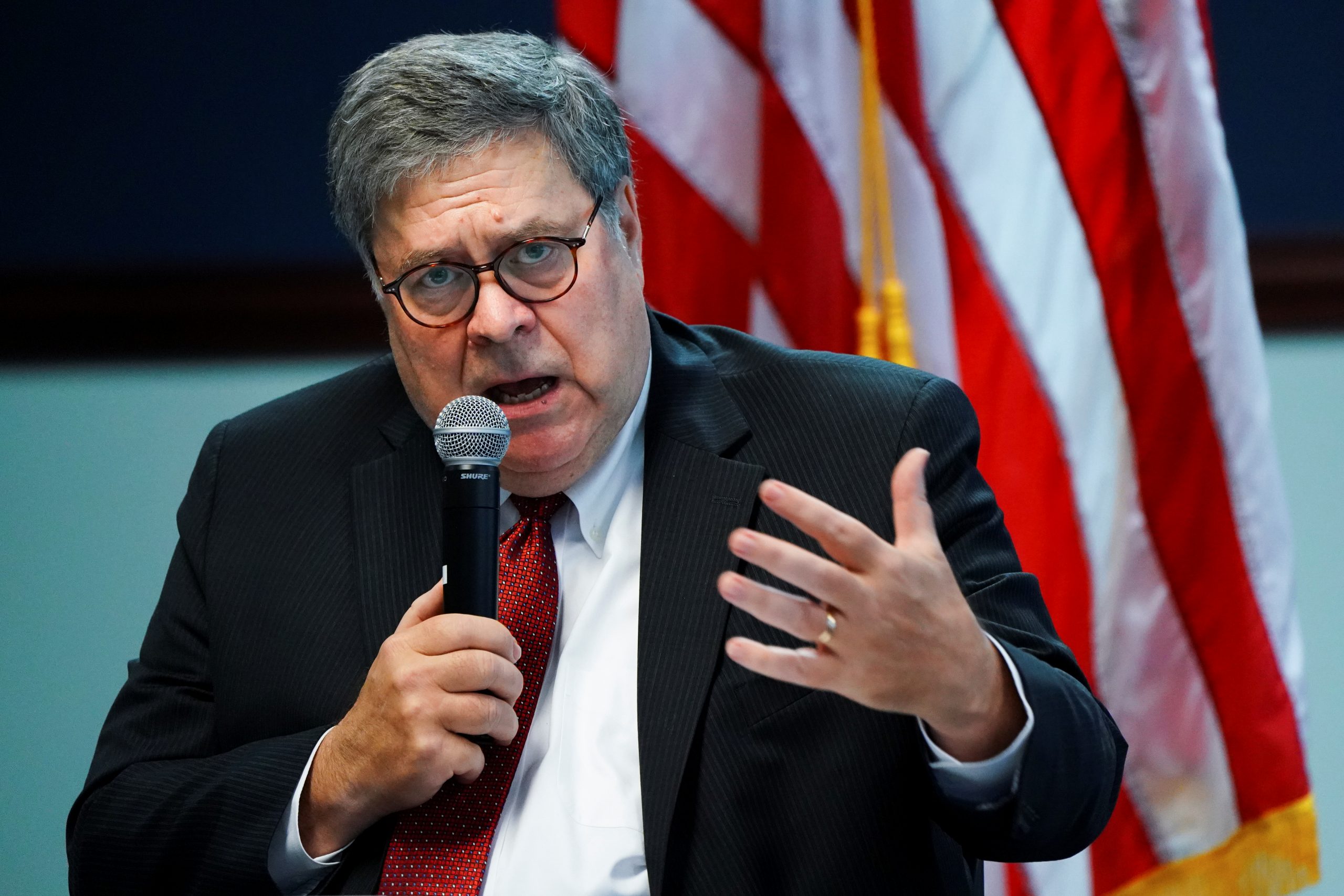 US Ethics Groups Say Barr Uses DOJ as Political Tool, Call for His Impeachment