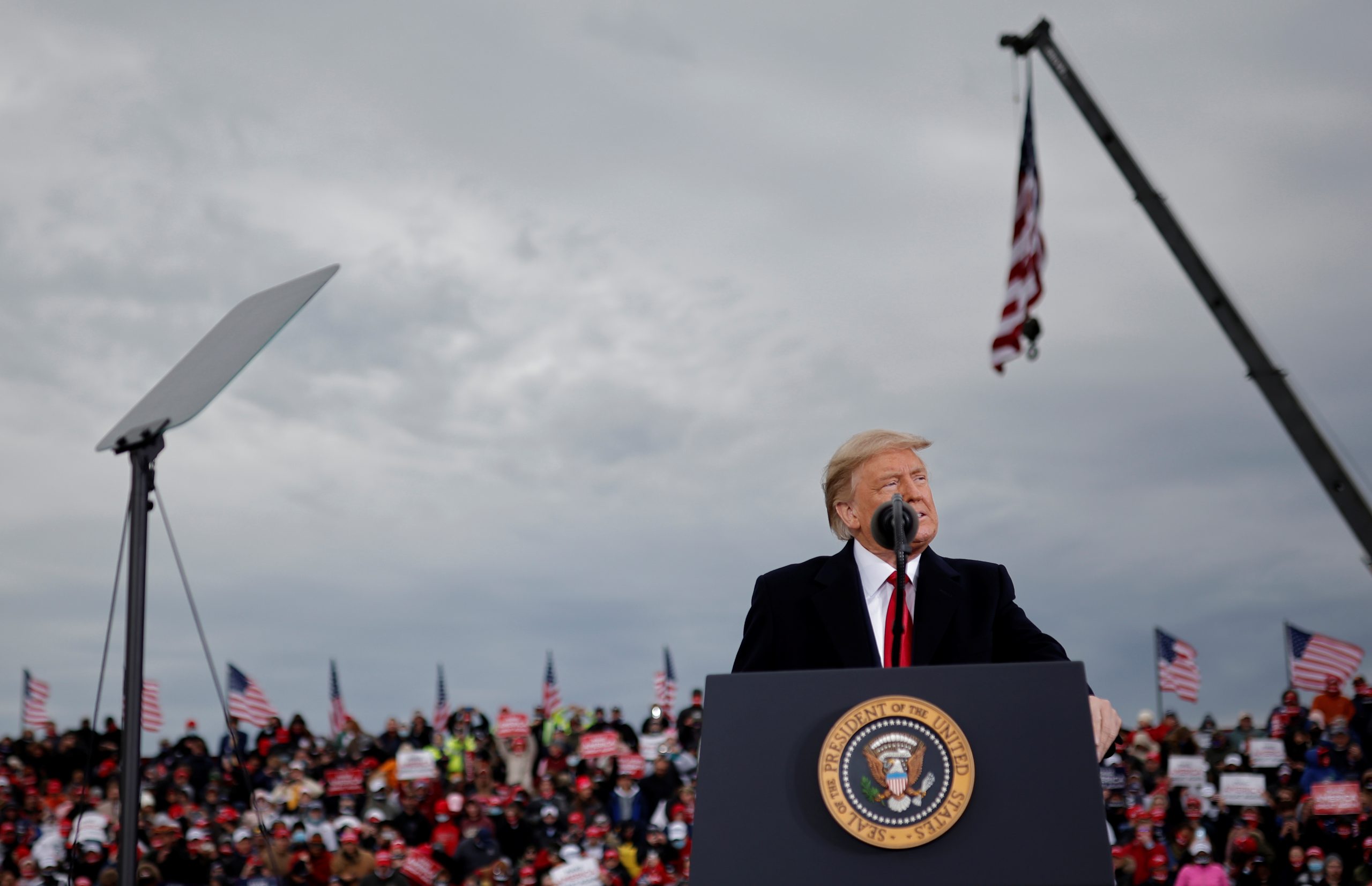 Trump Blasts Michigan Governor Whitmer; Crowd Chants ‘Lock Her up’