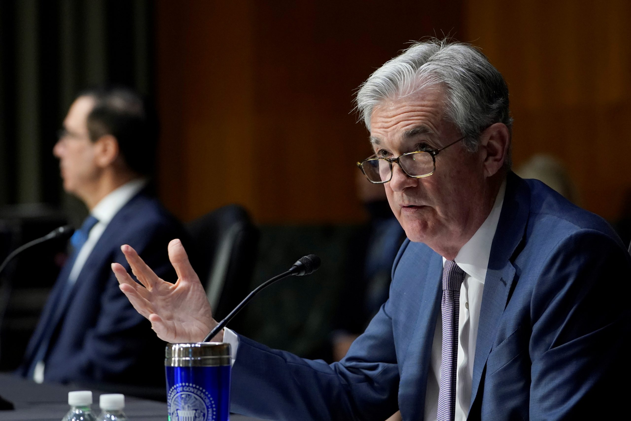 Mnuchin, Powell Hone in on Need To Aid US Small Businesses