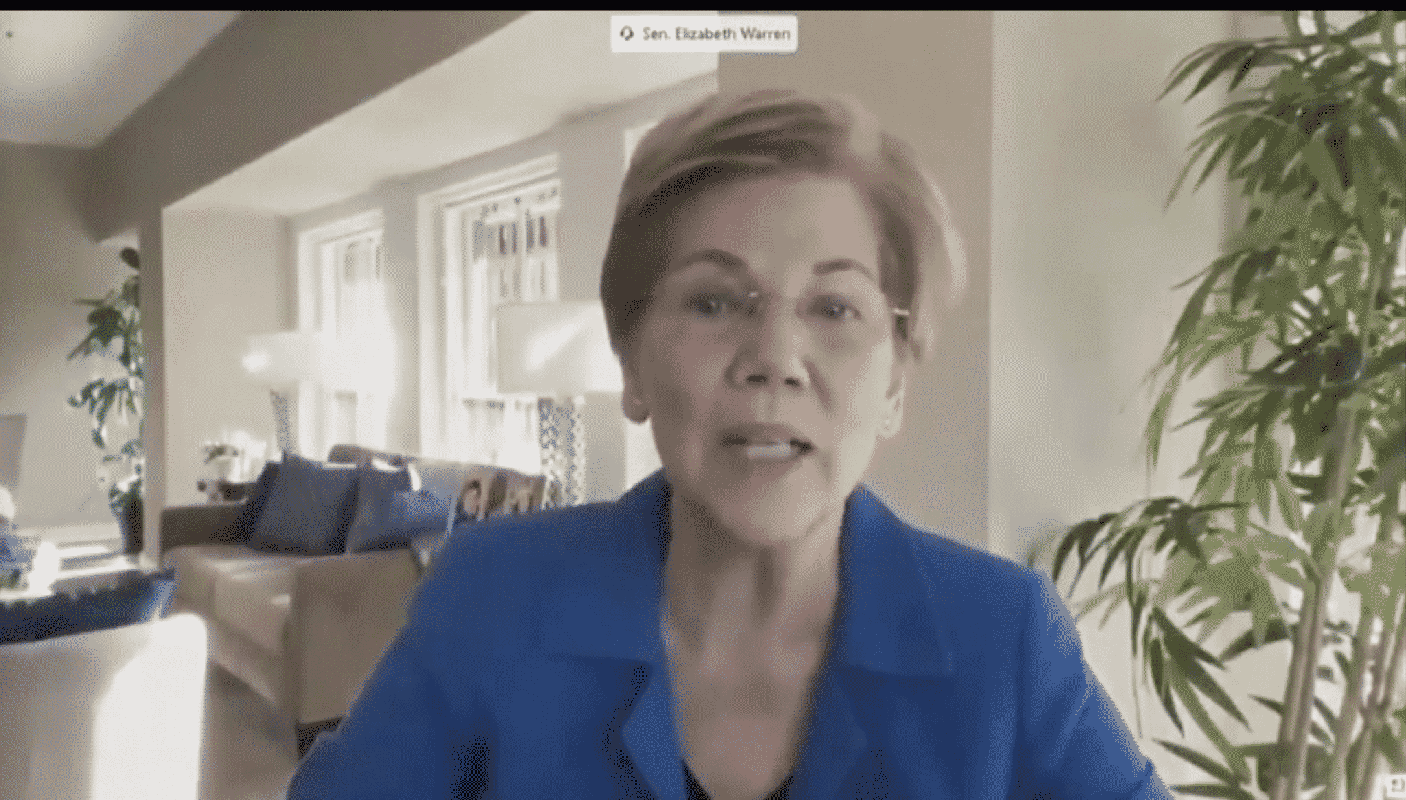 Warren Claims Biden Can Eliminate Billions in Student Loan Debt ‘All on His Own’