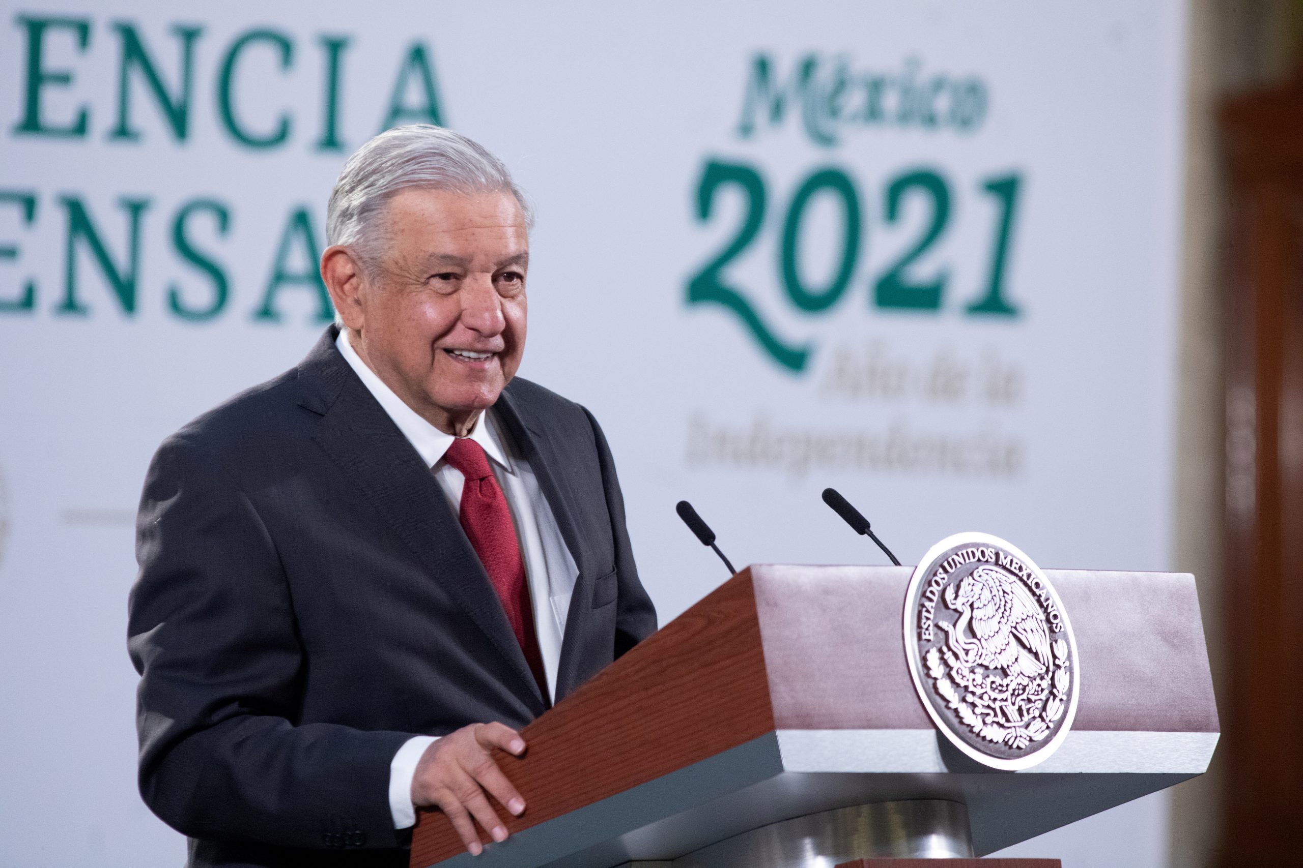 Mexican President Offers Assange Asylum After US Extradition Bid Thwarted