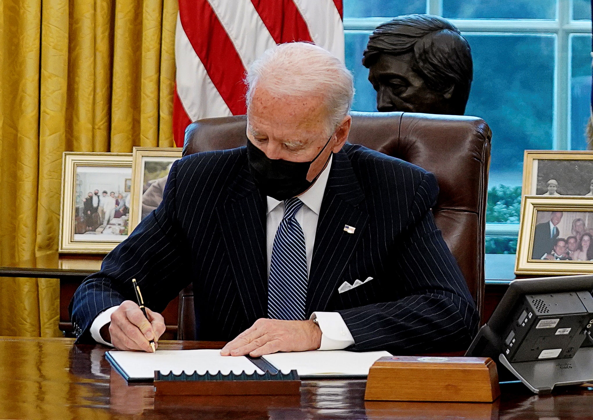 Biden Signs ‘Buy American’ Order, Pledges To Renew US Manufacturing