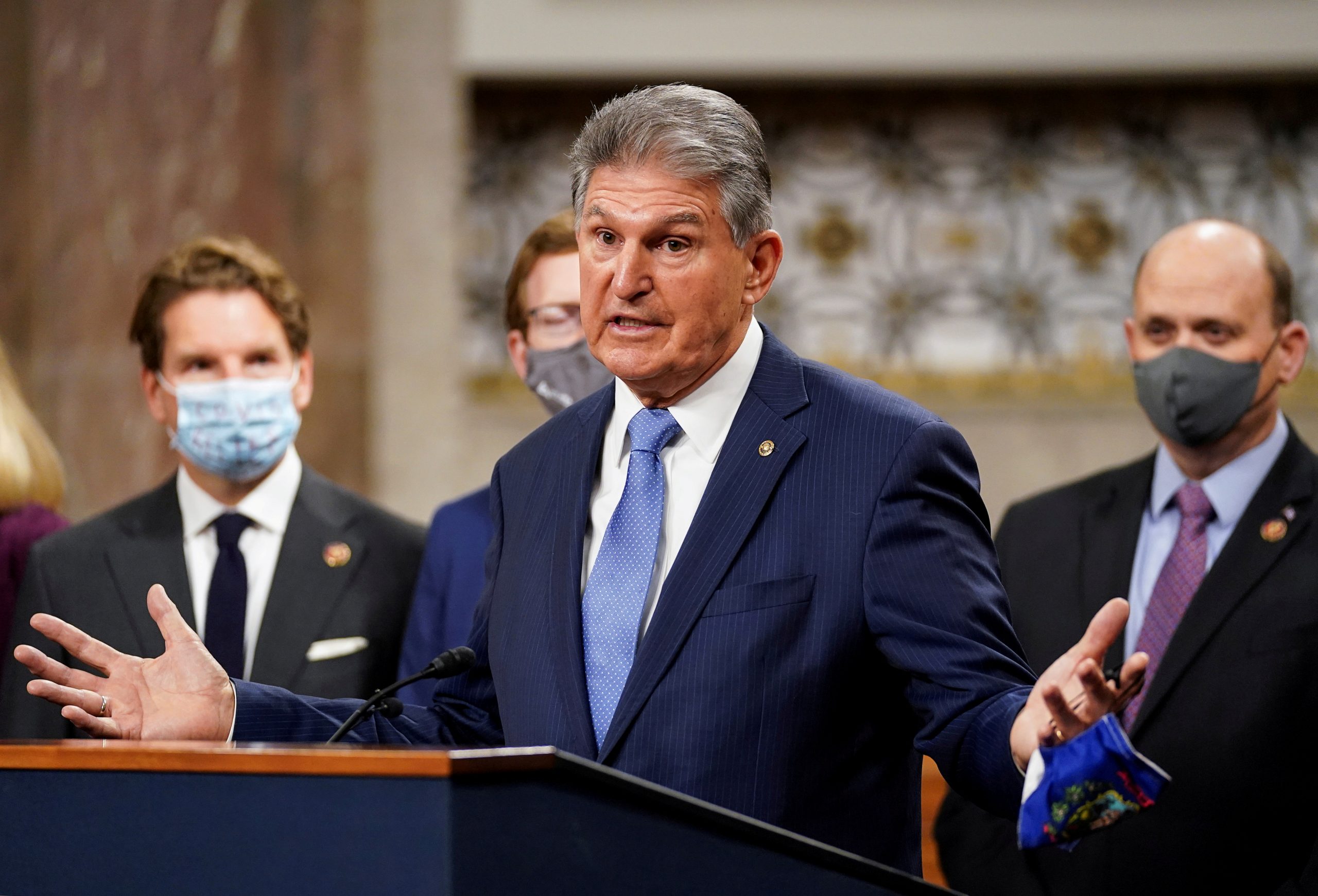 Manchin Is ‘Committed To Doing Everything I Can in My Power’ To Work Across Party Lines