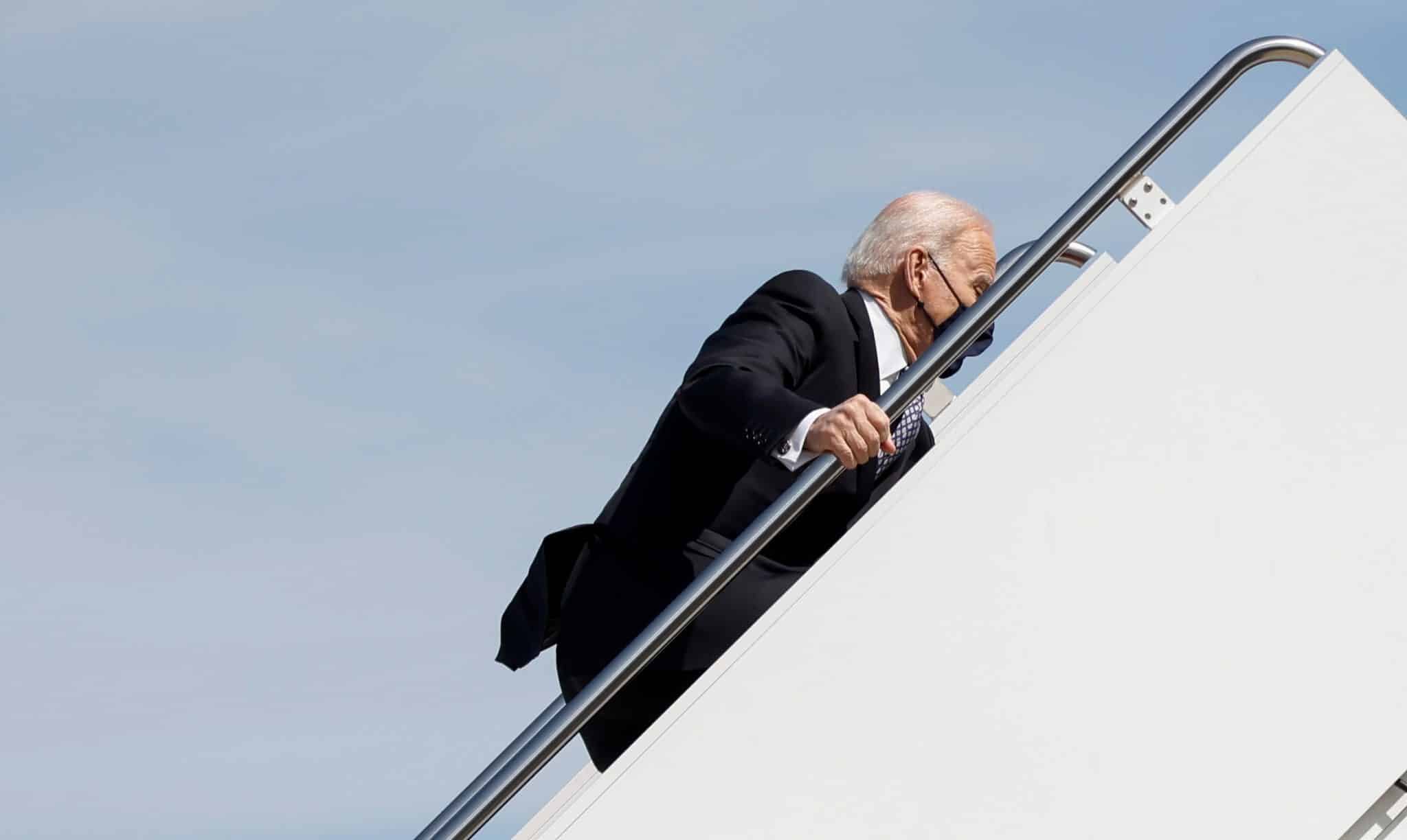 COMMENTARY: Flashback: Biden Mocked Trump for Stumbling on Ramp – Biden Just Fell Up Stairs 3 Times in a Row