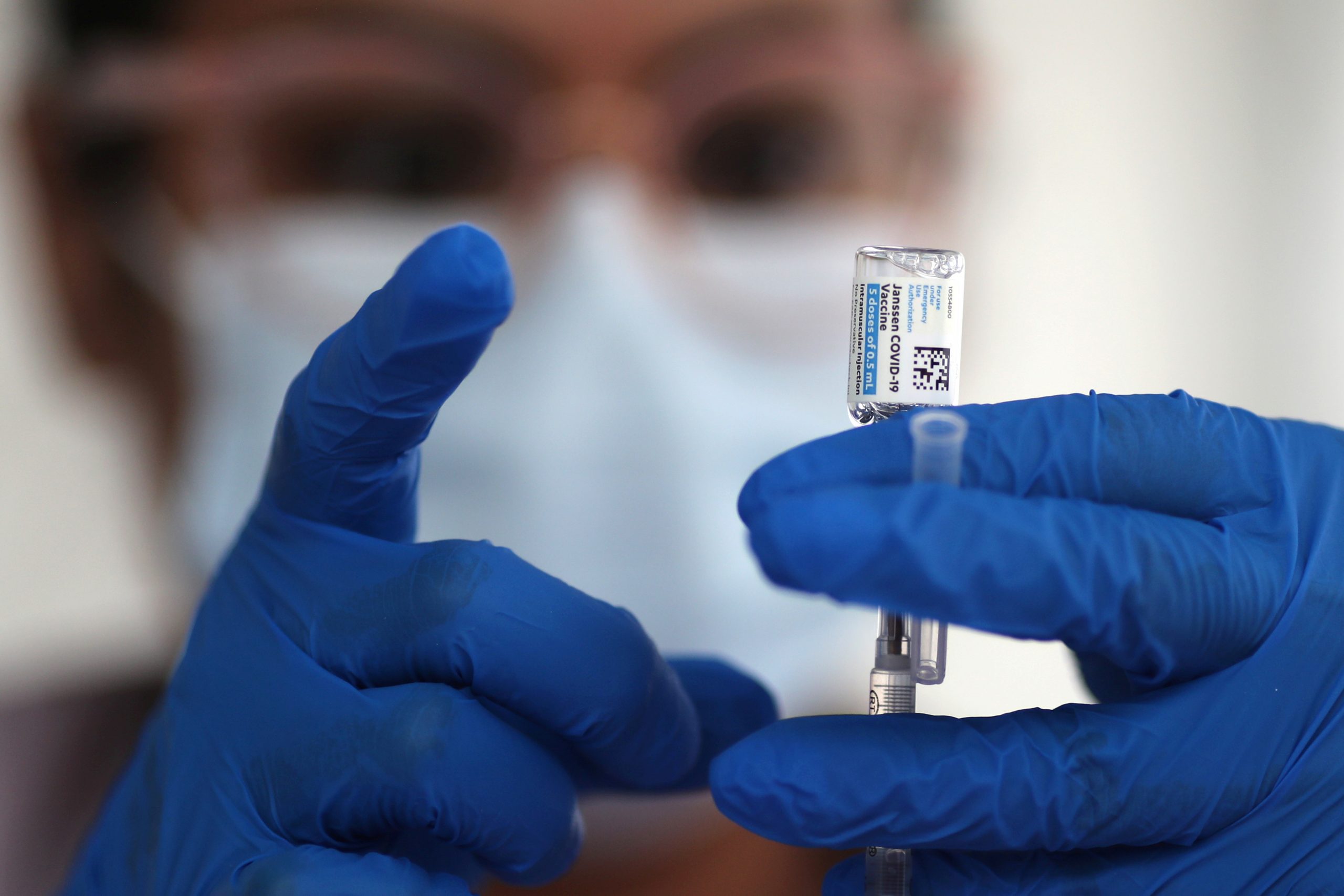 US Vaccination Campaign Gains Steam as WH Speeds Shipments