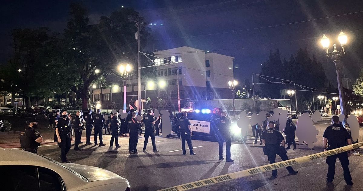 Portland Mob Pelts Police with Objects After Officer Shoots Man Who Was Reportedly Stabbing Someone