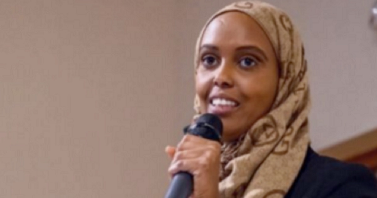 Leftist Candidate Stormed a School Bus, Terrorized Kids by Saying She Could Have a Bomb, Ranted About Somalia
