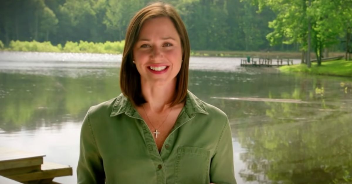 Alabama GOP Senate Candidate Smashes Fundraising Record Despite Trump Endorsing Opponent