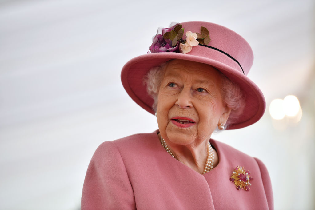 Queen Elizabeth II Spent Night in Hospital, Buckingham Palace Reports