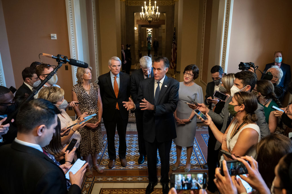 Romney Blasts ‘Extreme House Democrats’ for Holding Infrastructure Bill ‘Hostage’