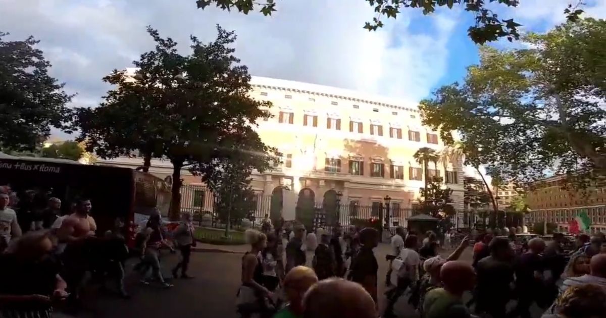 Disgust for Biden Goes Global as Protesters in Rome Chant ‘F*** Joe Biden’ as They March by US Embassy