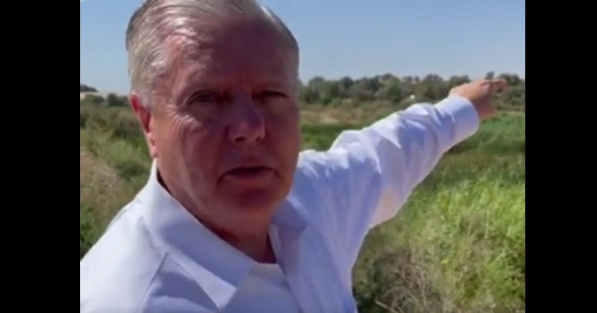 Lindsey Graham Predicts AZ City Will Become the ‘Next Del Rio’ as Illegal Migrants Pinpoint Border Weakness
