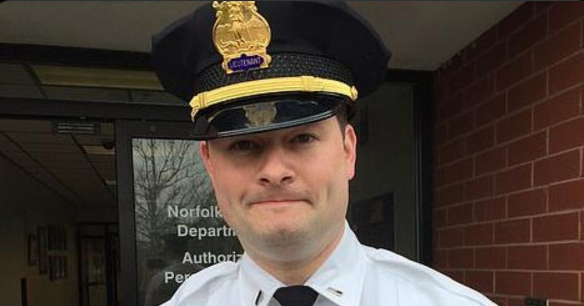 Veteran Cop Fired for Support of Rittenhouse, Now He's Demanding Woke Chief Return His Job