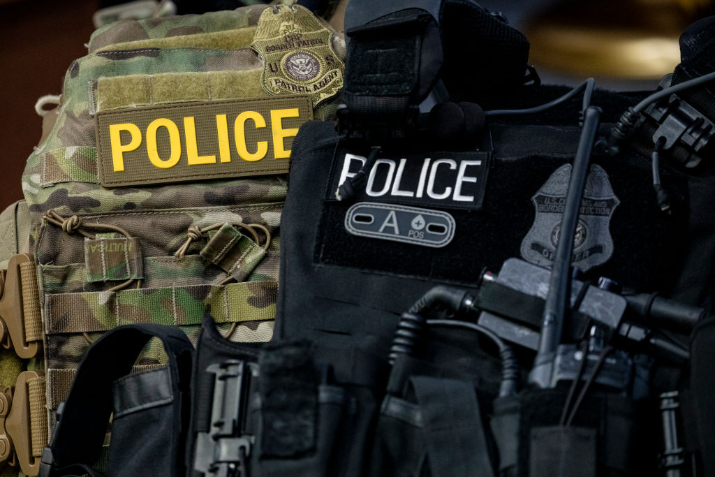 Kari Lake Pledges to Defy Biden With New Interstate Border Patrol, Solve Border Crisis Herself
