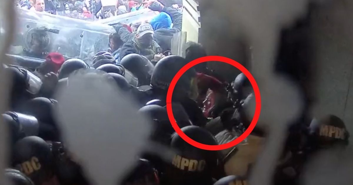 Woman Files Suit Alleging Assault, Battery and Excessive Force at Hands of DC Police on Jan. 6