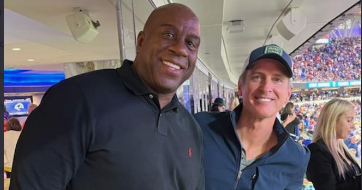 Gavin Newsom Roasted After Being Caught Maskless With LA Elites While He Forces Kids to Mask
