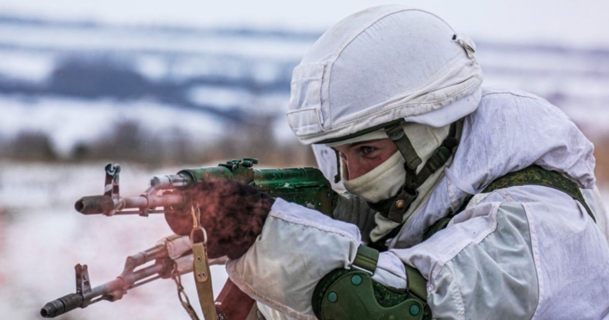 Shipment of Blood and Medical Supplies to Russia's Invasion-Scale Force Hints War Is Coming: Report