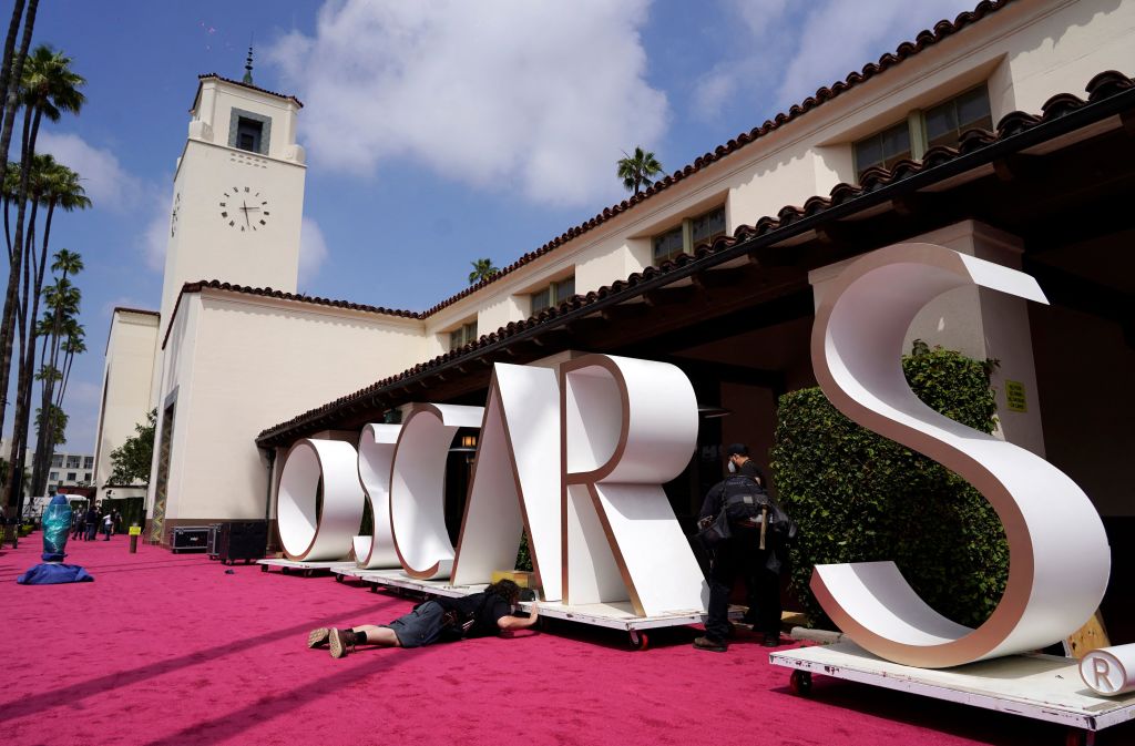 Hypocrisy Alert: Hollywood Stars Reportedly Won’t Be Required to Show Proof of Vaccination for the Oscars