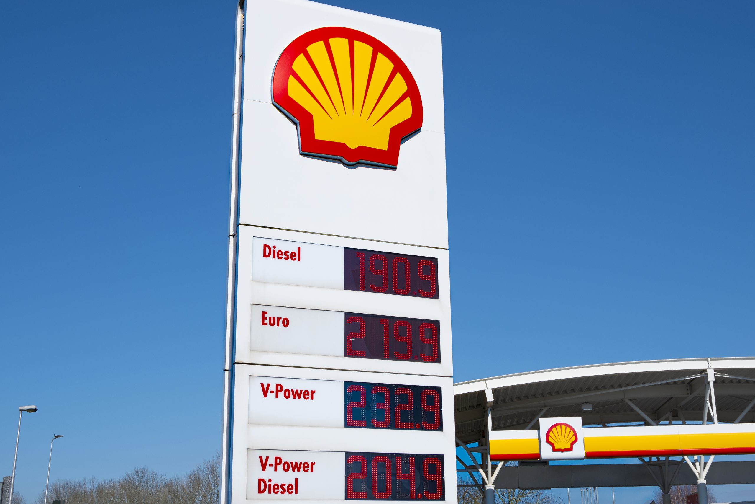 Shell Issues Apology for Buying Oil From Russia: ‘Not the Right’ Decision
