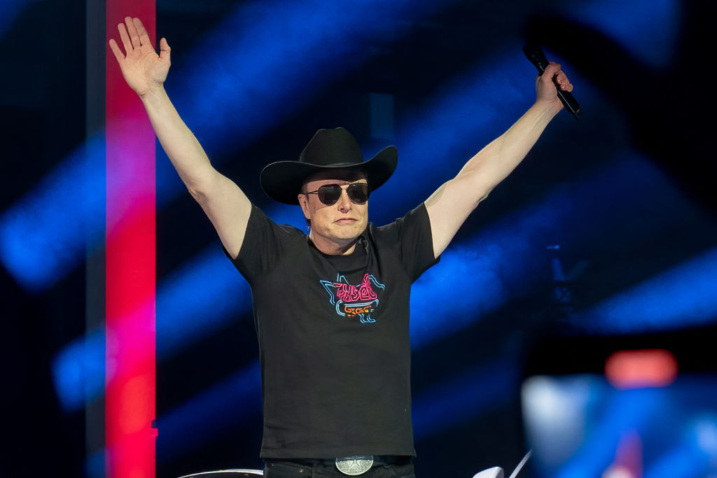 Elon Musk Fires Back at ‘SNL’ for Mocking His Bid to Buy Twitter