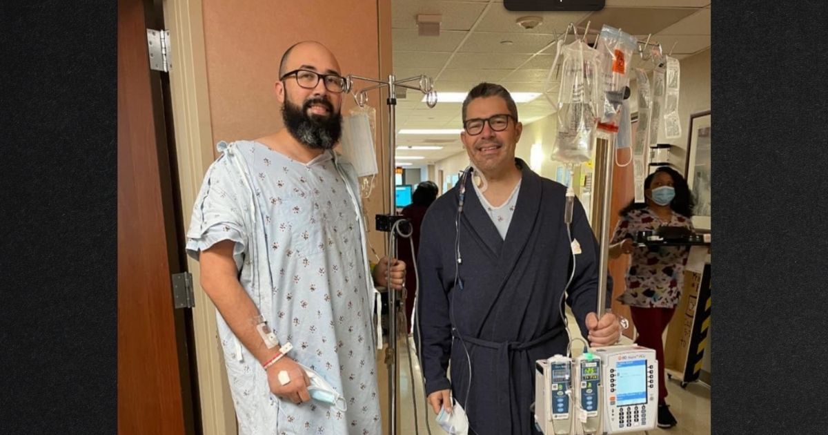 * 'A Matter of Life and Death': Stranger Gives Kidney to Ailing Single Dad, They Become Fast Friends
