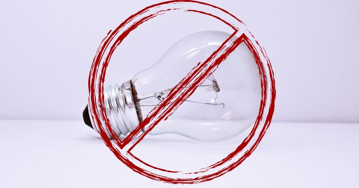 Biden Ending Traditional Light Bulbs – 2 New Biden Rules Means They’re Effectively Gone