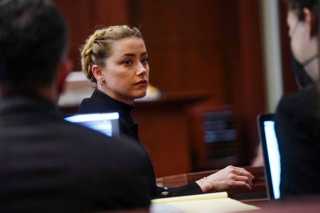 Amber Heard Makes Massive Mistake Amid Johnny Depp Trial, Ditches PR Team Over Nightmarish Headlines
