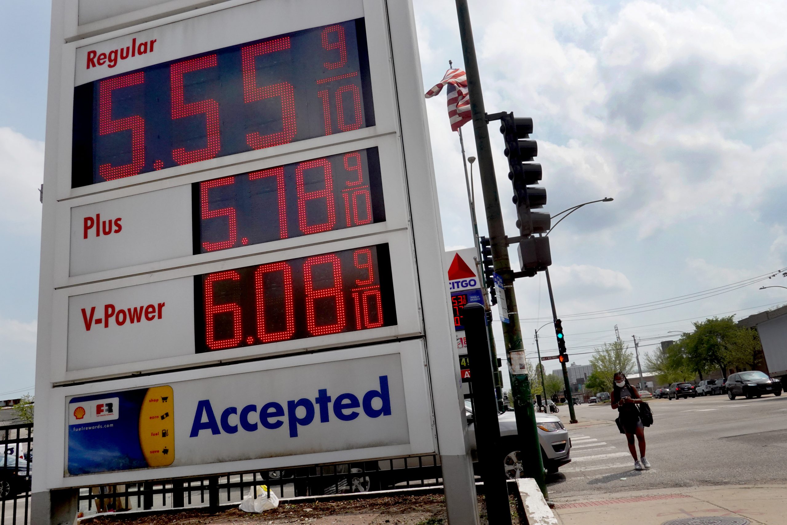 AAA Spokesman Shares How Long Americans Should Expect to Experience Higher Gas Prices