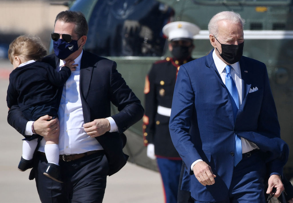 Biden Family Insider Describes Hunter as Joe Biden’s ‘Closest Adviser’