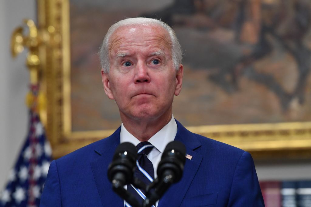 Biden Calls on Congress to Make Move on Gas — A Move Experts Warn Could Make Inflation Worse