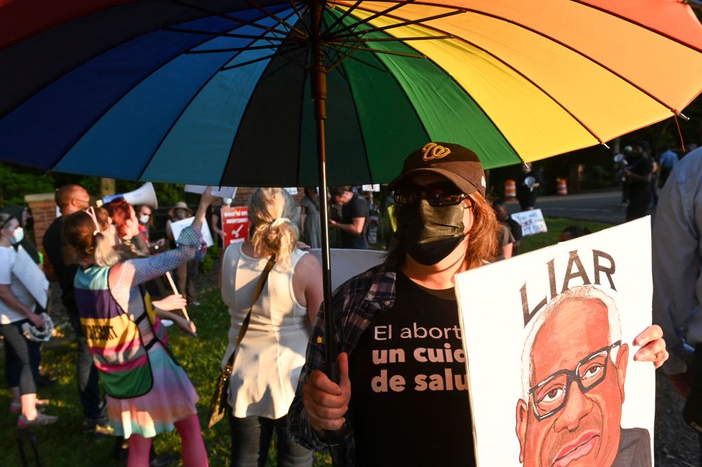 ‘Close Friend’ of Clarence Thomas Reveals How the Justice Responds to ‘Racist’ Attacks from the Left