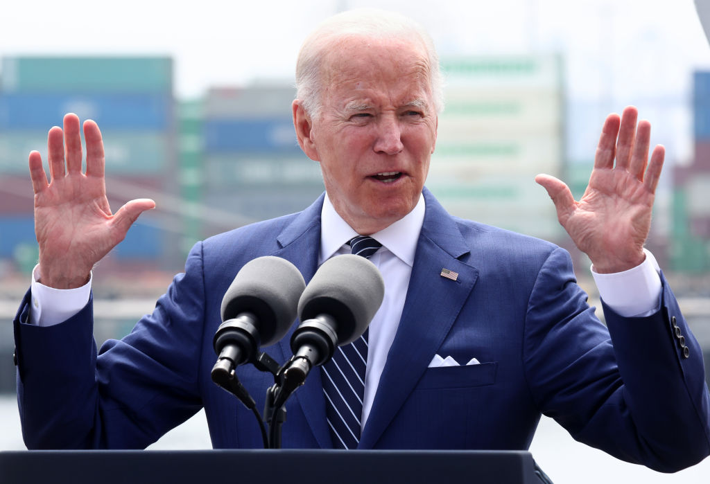 Ukraine Slams Biden for ‘Absurd’ Jab at Zelenskyy That ‘Needs to Be Clarified’