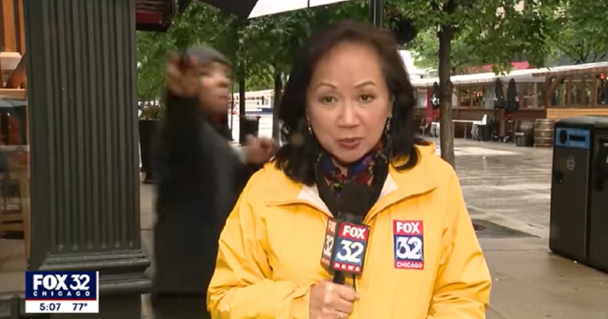 Wild Video: While Reporting on Violent Chicago Crime, Reporter, Cameraman Become Victims Themselves
