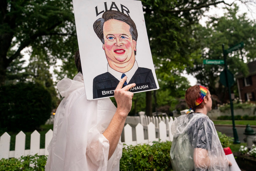Protesters Force Kavanaugh to Exit Through the Back of DC Restaurant