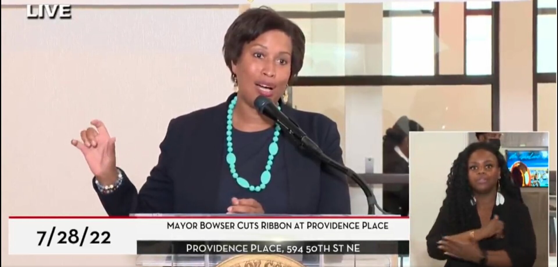 DC Mayor Calls for National Guard’s Help to Address ‘Humanitarian Crisis’ Involving Illegal Immigrants