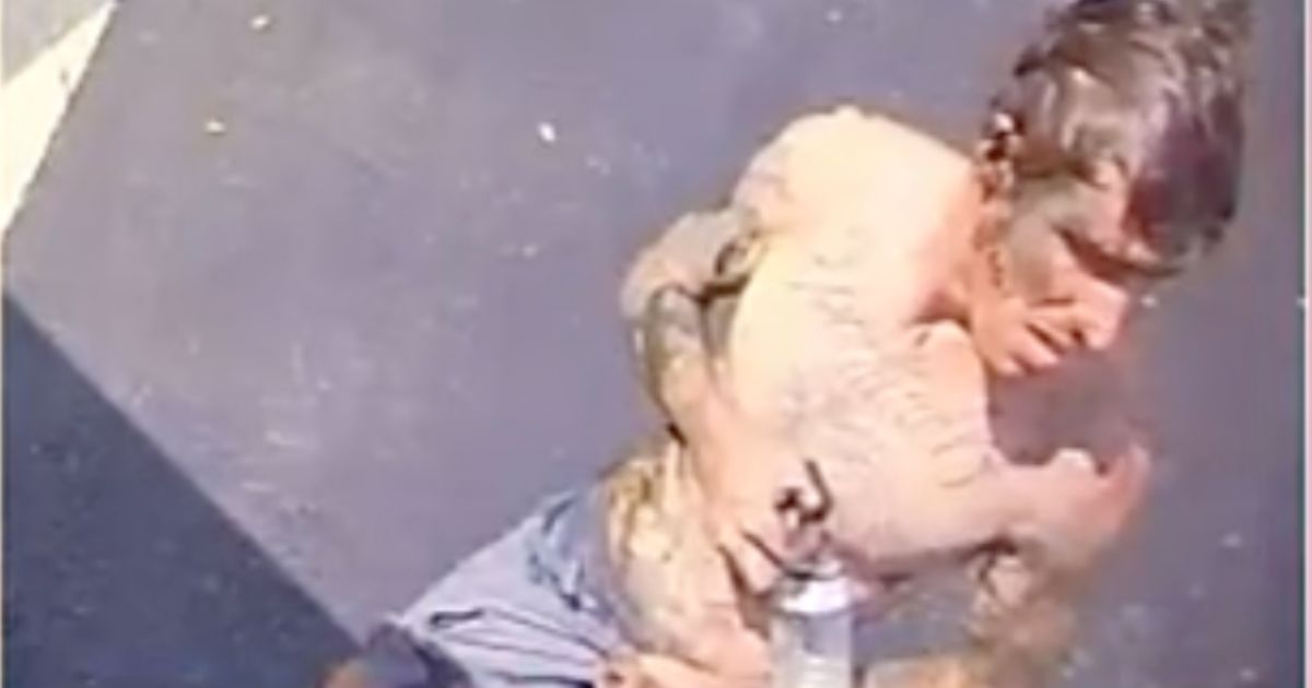Homeowner Chases Naked, Mud-Covered Robber Through Neighborhood, Then Hunt Takes Unexpected Turn